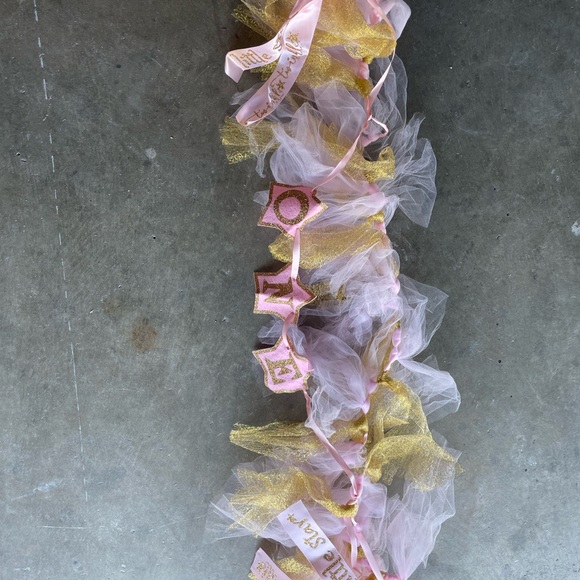 Tutu with garlen for birthday - Picture 6 of 11